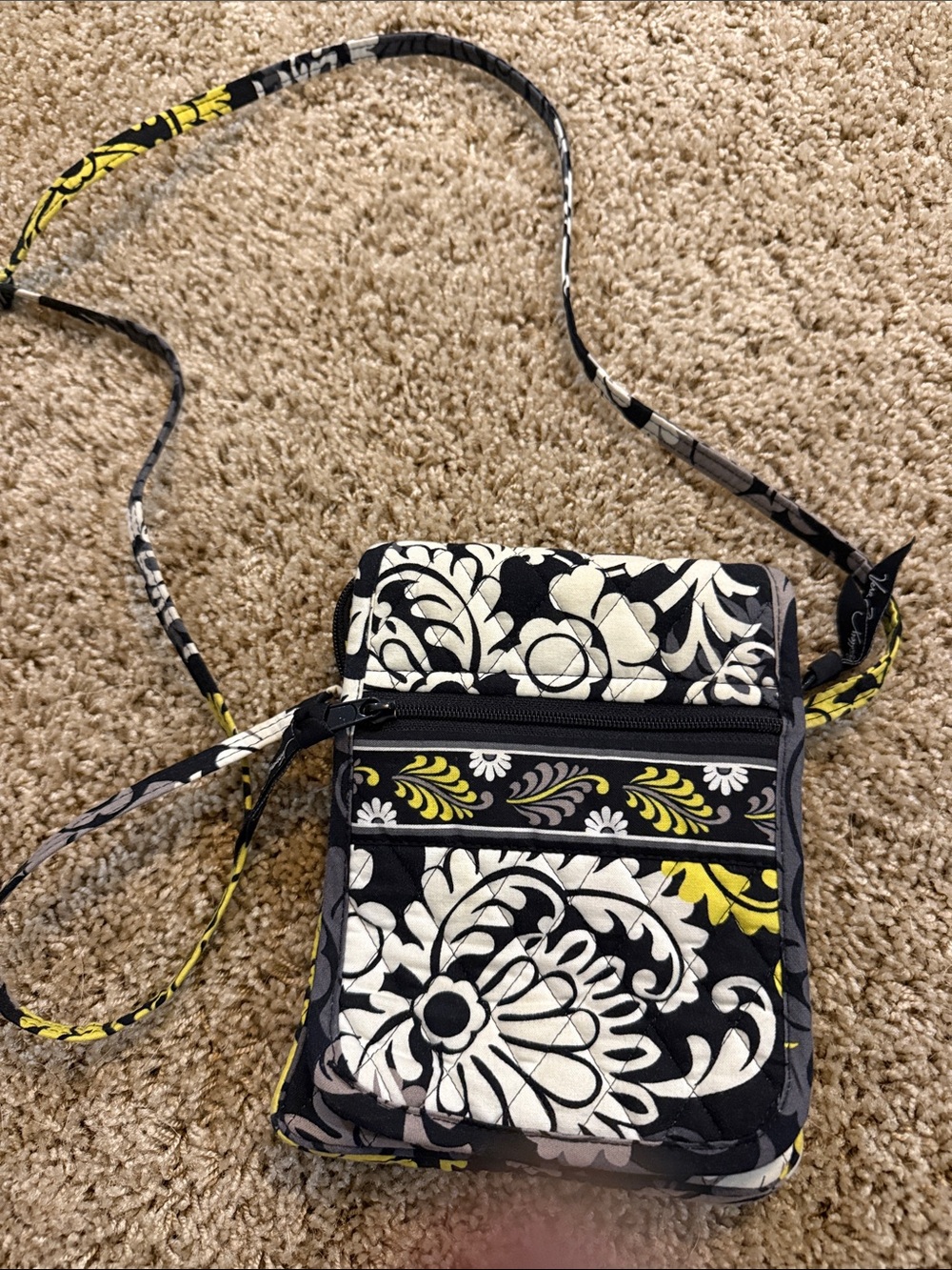Vera Bradley Black White & Yellow Quilted Crossbody